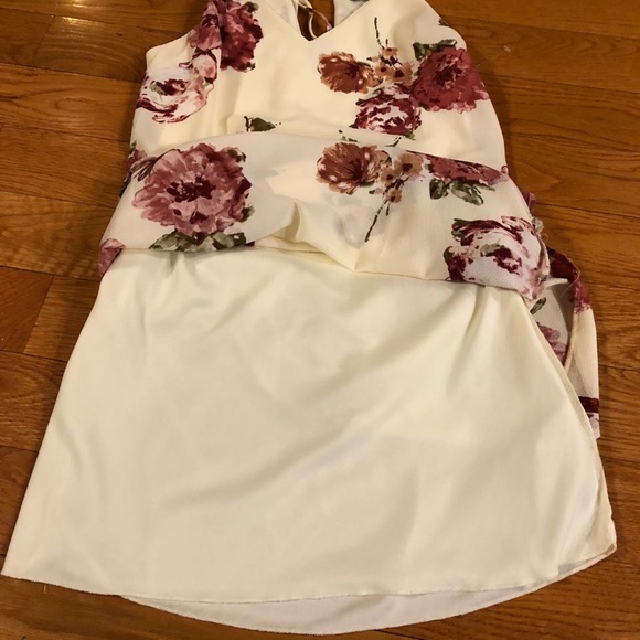 NWOT Floral Asymmetrical Dress - Picture 4 of 8